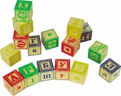 Набор кубиков с буквами и цифрами